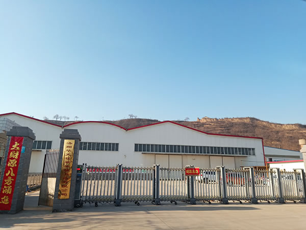 華天包裝機(jī)械