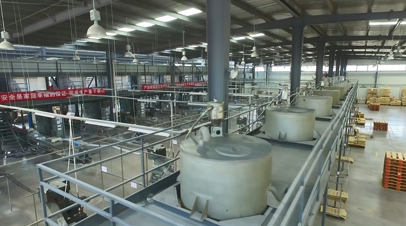 青島中新華美塑料有限公司--生產車間