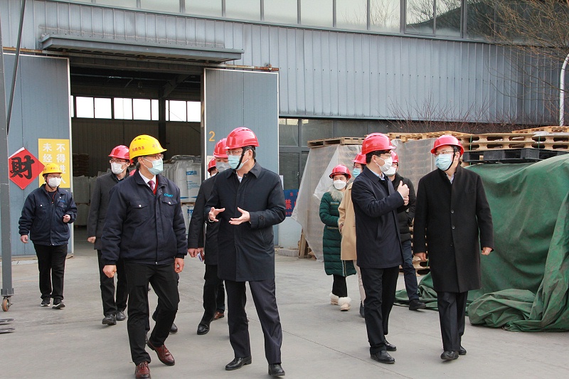 青島市委常委、統戰部部長王久軍、市委臺港澳辦主任紀家棟、城陽區區長解宏勁、區委常委、統戰部部長高尚倫一行蒞臨我司考察